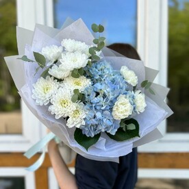 Букет с гортензией «Голубое облако»
