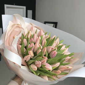 Букет тюльпанов 51 «Любимой», красивый букет цветов, шикарный, премиум цветы.