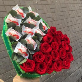 Сердце из роз "Сладкие мгновения"