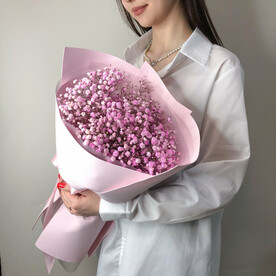Малинка - букет из розовой гипсофилы