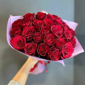 25 роз