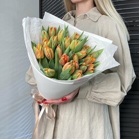 Букет пионовидных тюльпанов