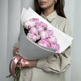 Букет пионов Сара Бернар 11шт