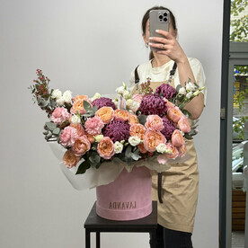 [БИГ БИГУДИ] Шляпная коробка раскидистая