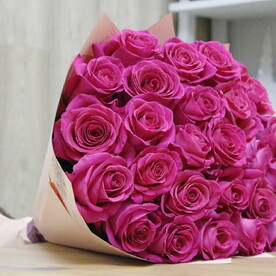 25 роз 70 см Пинк Флойд