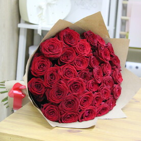 Букет из 31 розы