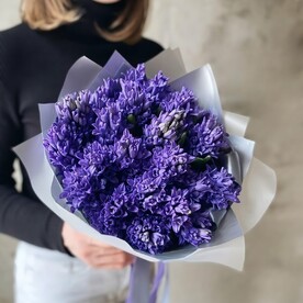 Букет из 25 синих гиацинтов