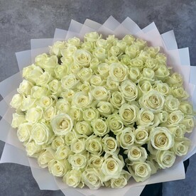 Букет из 101 белой розы
