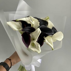 Букет из 19 калл Ц В Е Т К Е В И Ч