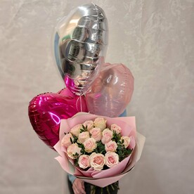 Букет нежных розочек 15шт и сет фоздушных шаров сердце