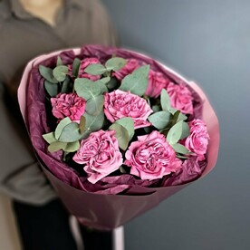 Пионовидные розы "Кантри Блюз"