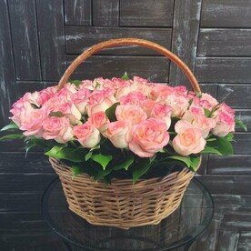 Корзина "Воздушный поцелуй"