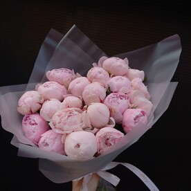 Шикарный букет пионов Сара Бернер