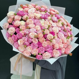 Шикарный букет кустовых роз ❤️