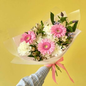 Букет "Вспышка любви"