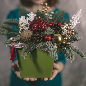 Новогодняя композиция в коробке.