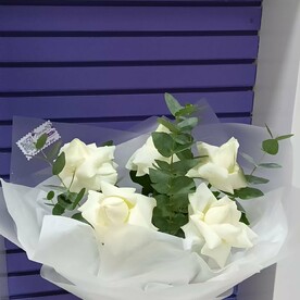 Букет из белых французских роз