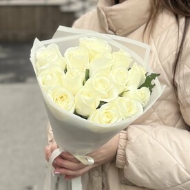 15 белых роз Кения