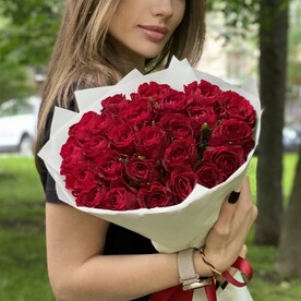 25 красных роз Кения