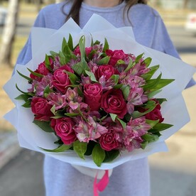 Сборный букет "Малина"