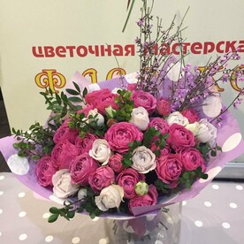 Букет из пионовидных роз Сакура