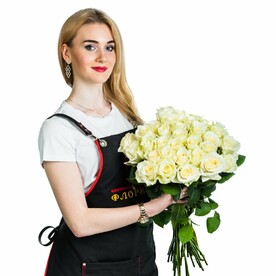 35 белых роз