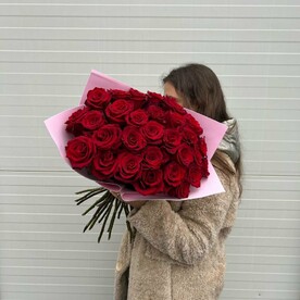 Букет 27 красных роз эквадор