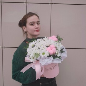 Шляпная коробка ромашек с хлопком