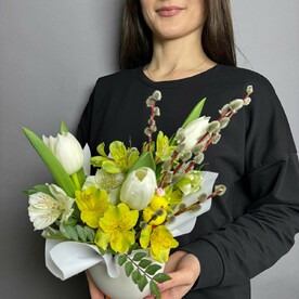 Пасхальная композиция в кашпо