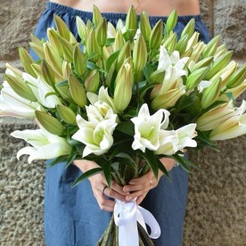 Букет из 17 белых лилий, арт: 662