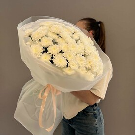 Букет из хризантем ажур