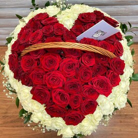 101 Роза с зеленью