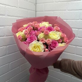 Между вымыслом и снами