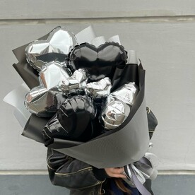 Букет из шаров с черными сердцами №118