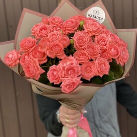 Букет кустовых роз