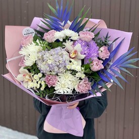 Букет из микса цветов