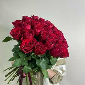 Букет красных роз