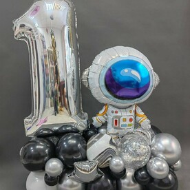 Набор шаров № 284 - Годовасие с космонавтом