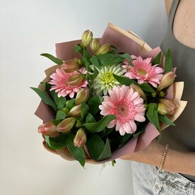 Авторский букет 32 - с георгиной