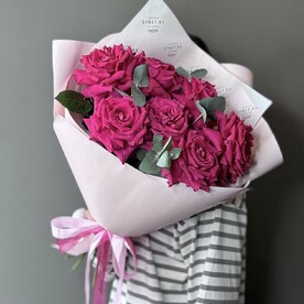 Букет с французскими розами и эвкалиптом #059