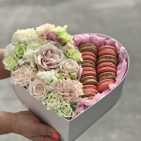 Композиция «Сладкая коробочка»