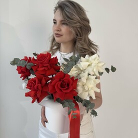 Композиция из 9 французских роз