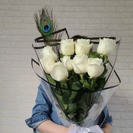 Букет из белых роз "Для леди"