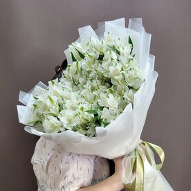 Букет из альстромерий "Легкий ветерок"
