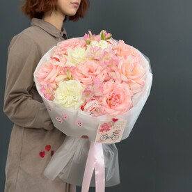 Букет из французских роз и альстромерий №400