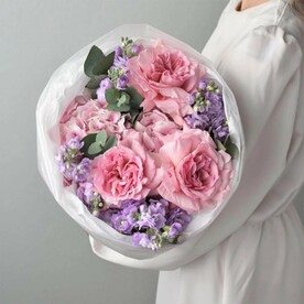 Эвкалипт, Маттиола, Роза пионовидная, Упаковка