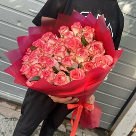 Букет из 31 роз