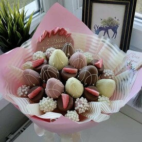 Съедобные букеты, фрукты в шоколаде