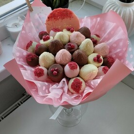 Съедобные букеты, фрукты в шоколаде