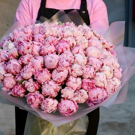 101 розовый пион